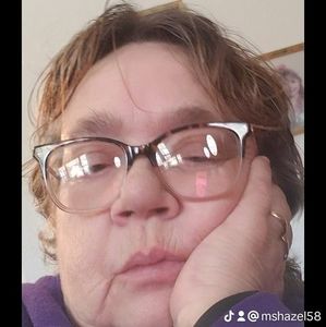 Meet your Posher, Hazel